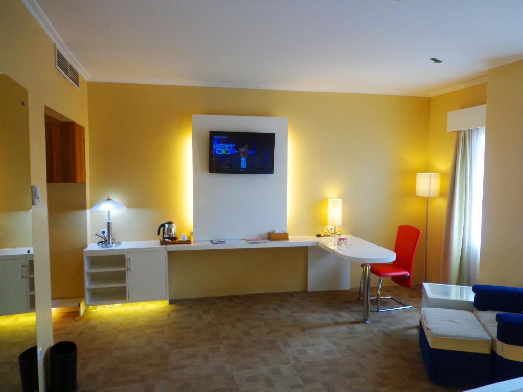 Sapadia Hotel Siantar بيماتانغسياتار المظهر الخارجي الصورة