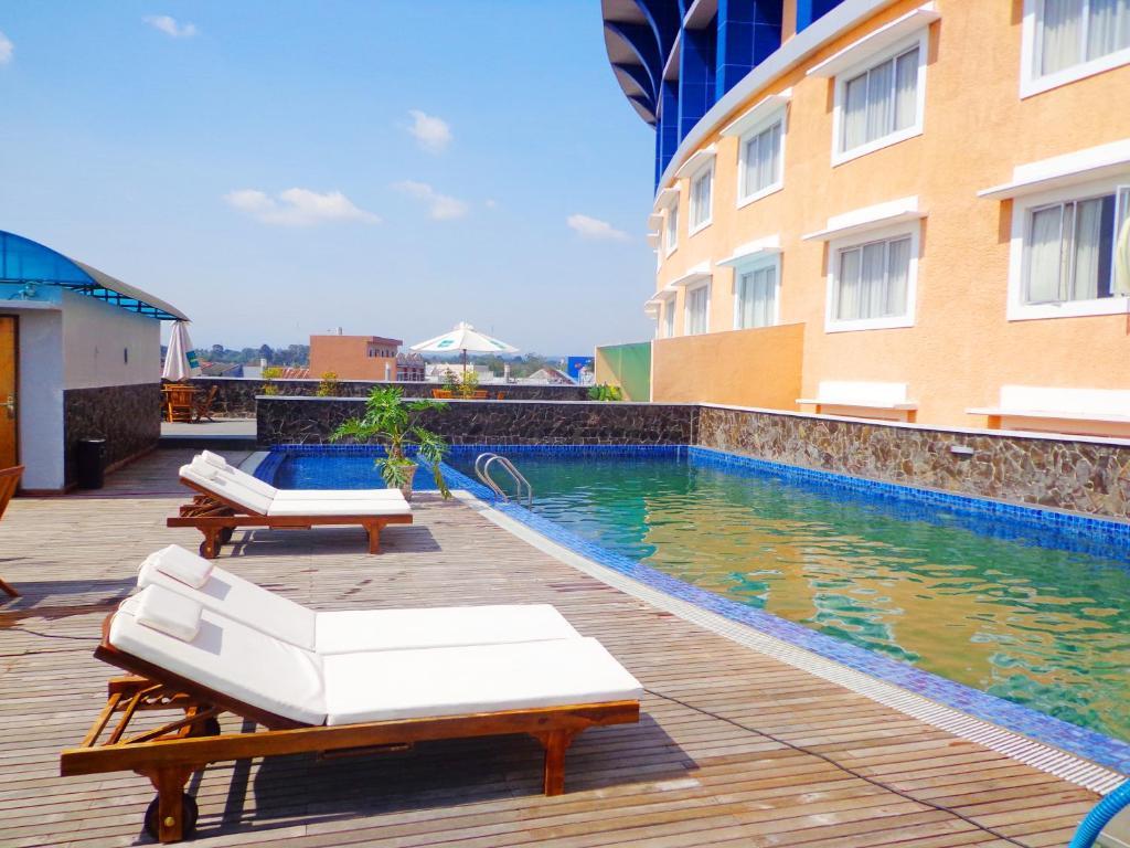 Sapadia Hotel Siantar بيماتانغسياتار المظهر الخارجي الصورة